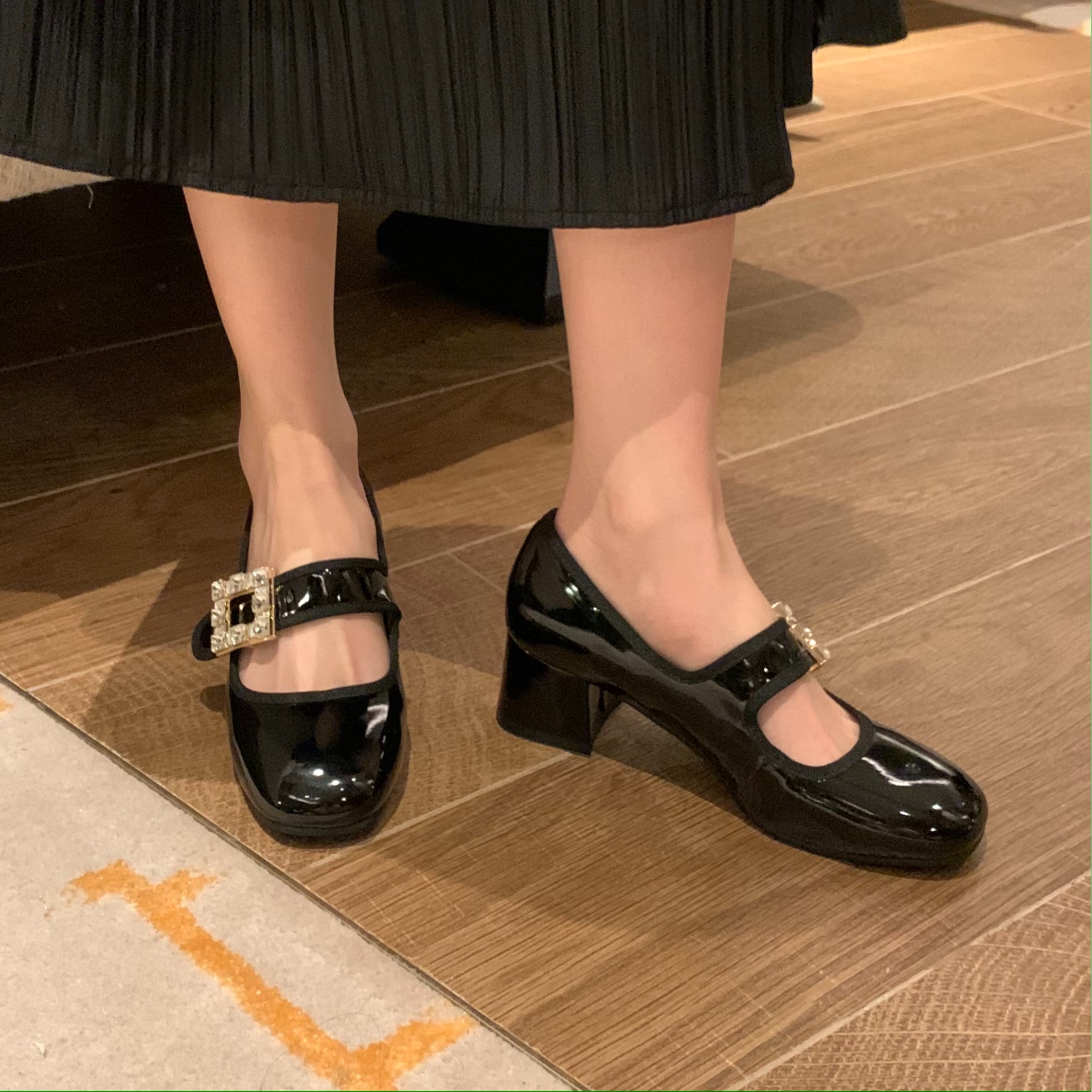 韩版高跟鞋女2022年春季新款法式水钻方头一字扣粗跟玛丽珍单鞋女